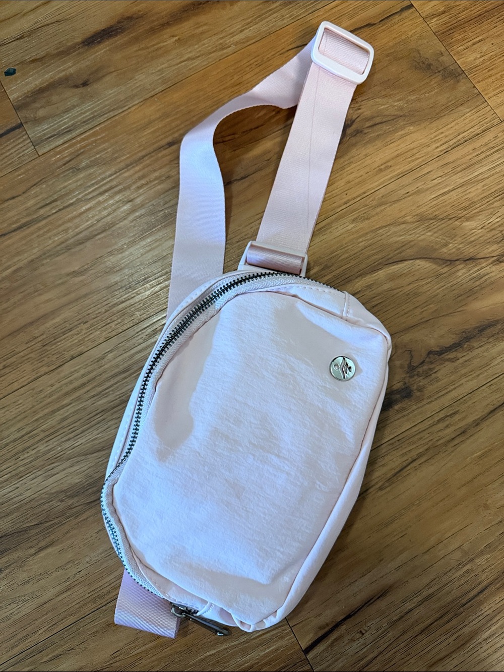 Halara / Women’s Light Pink Crossbody Sling Bag